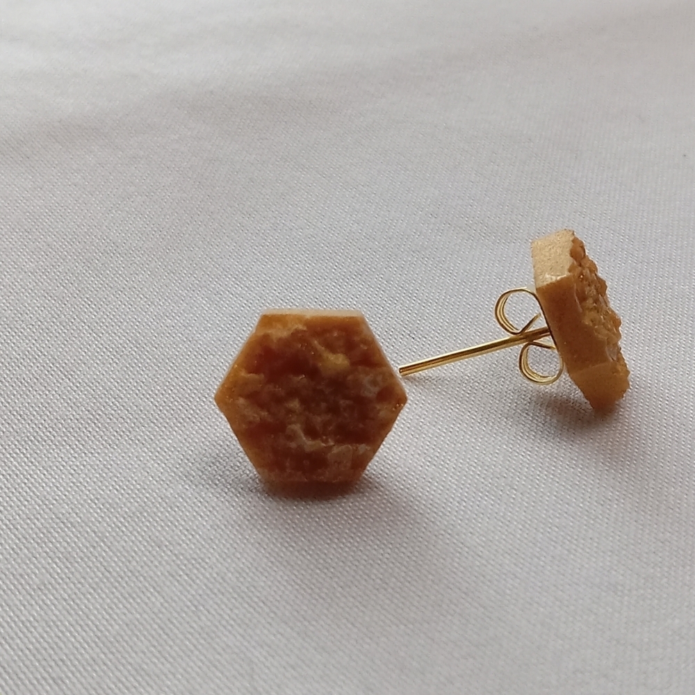 5/$25 Hexagonal Gold Stud Earrings - Picture 2 of 3